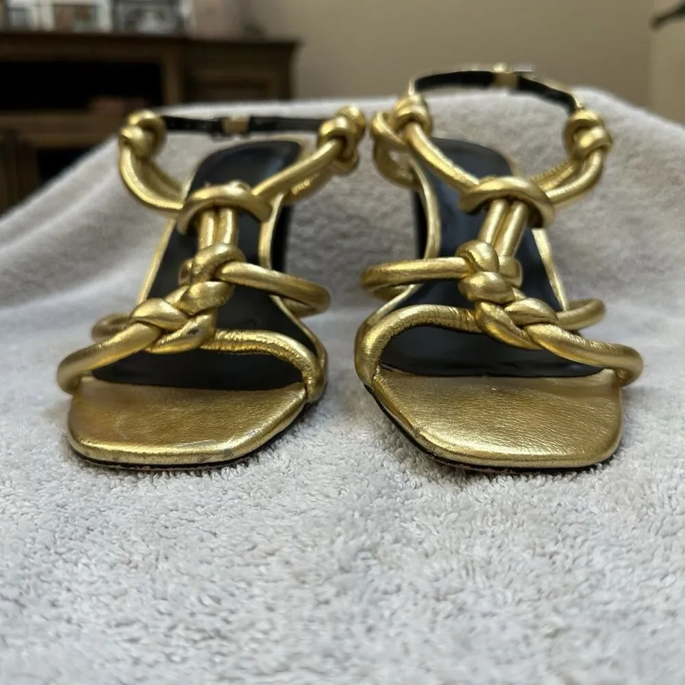 Rebecca Minkoff step into